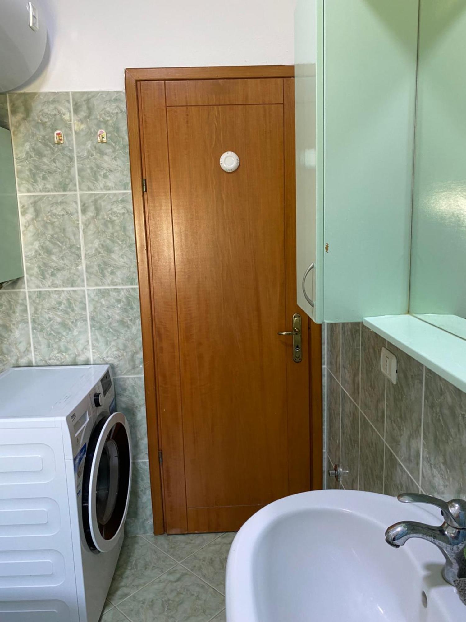 Comfy One-bedroom Flat In Golem, 1br, 2 Sofas Golem (Tirana)