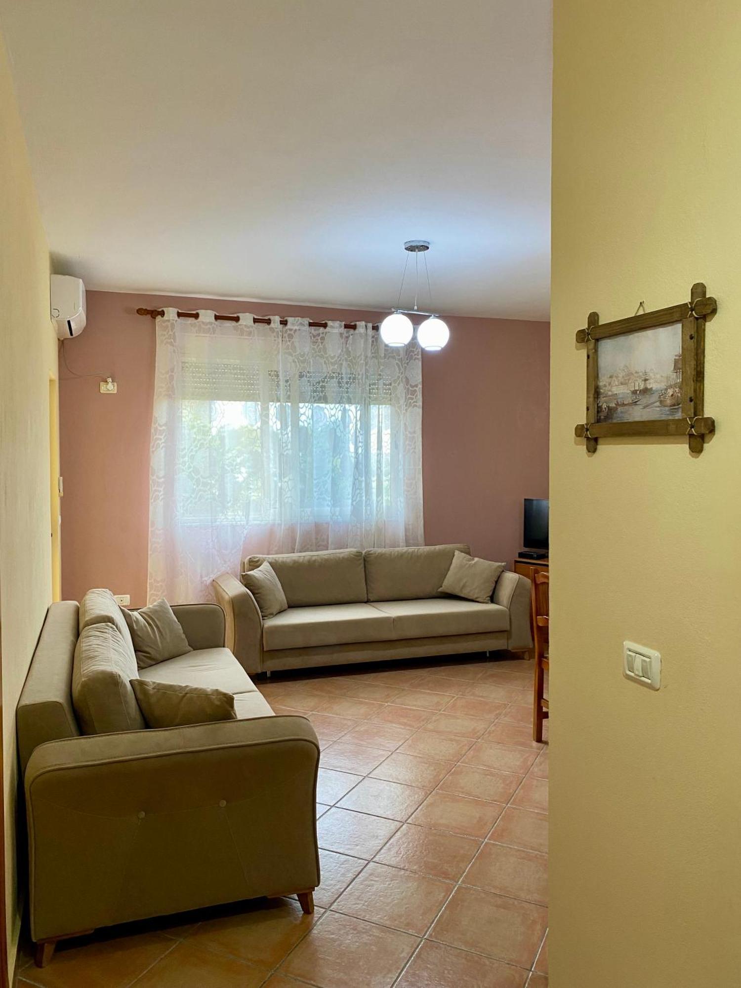 Comfy One-bedroom Flat In Golem, 1br, 2 Sofas Appartement Golem (Tirana)